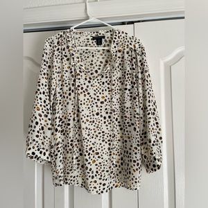 Women’s sz large Cynthia Rowley flowy lightweight ruffle trim v-neck tie blouse